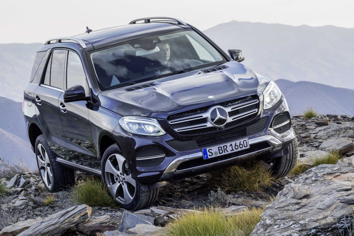 Mercedes-Benz GLE-Class unveiled - former M-Class gets new ...