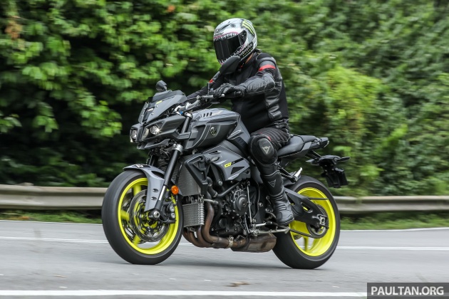 Review 2018 Yamaha Mt 10 The Heart Of Darkness Paultan Org