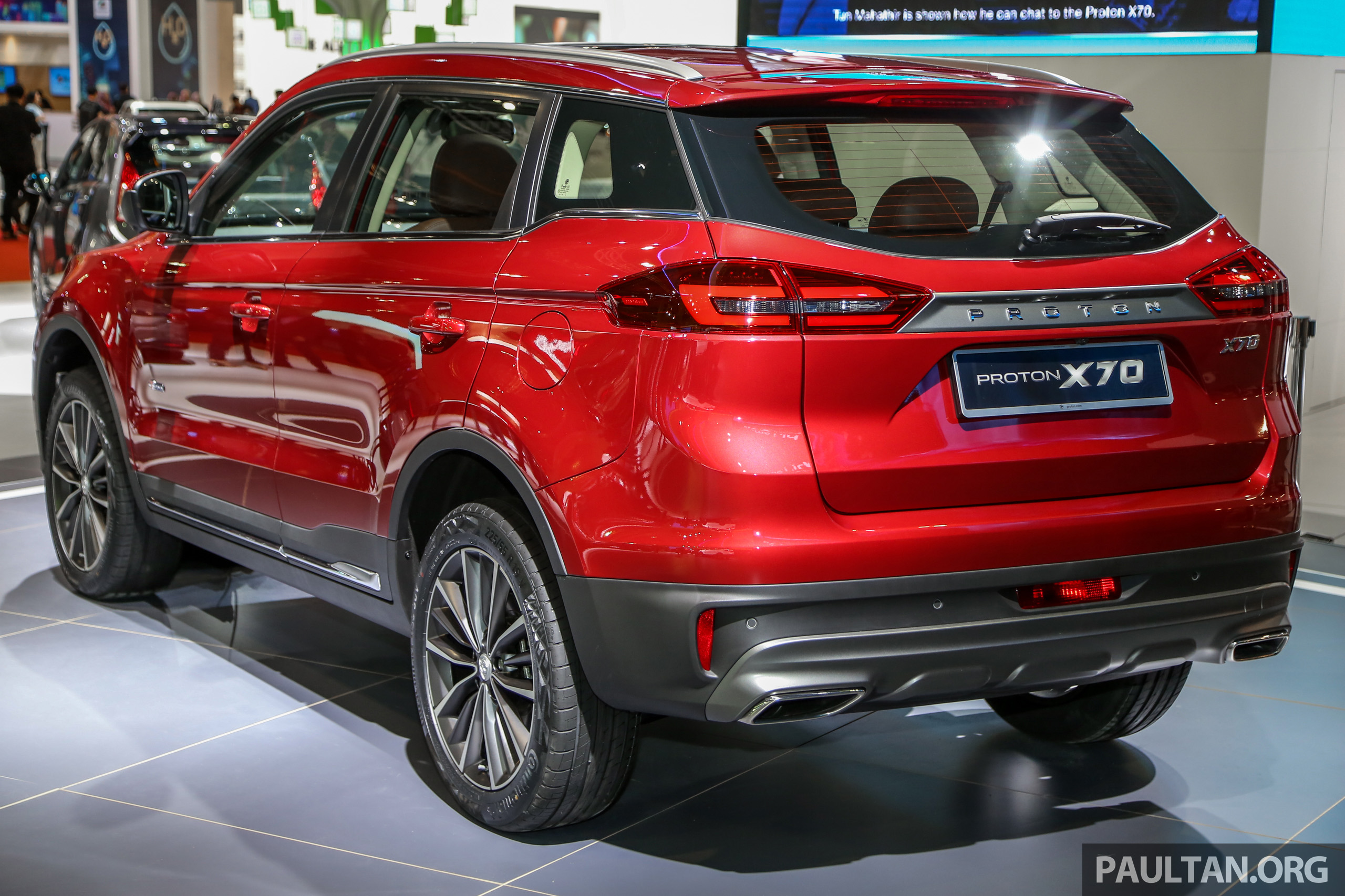 KLIMS18: Proton X70 SUV full preview, inside and out Paul 