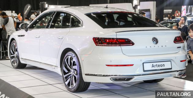 Volkswagen Passat Facelift Arteon Coming In H2 2019