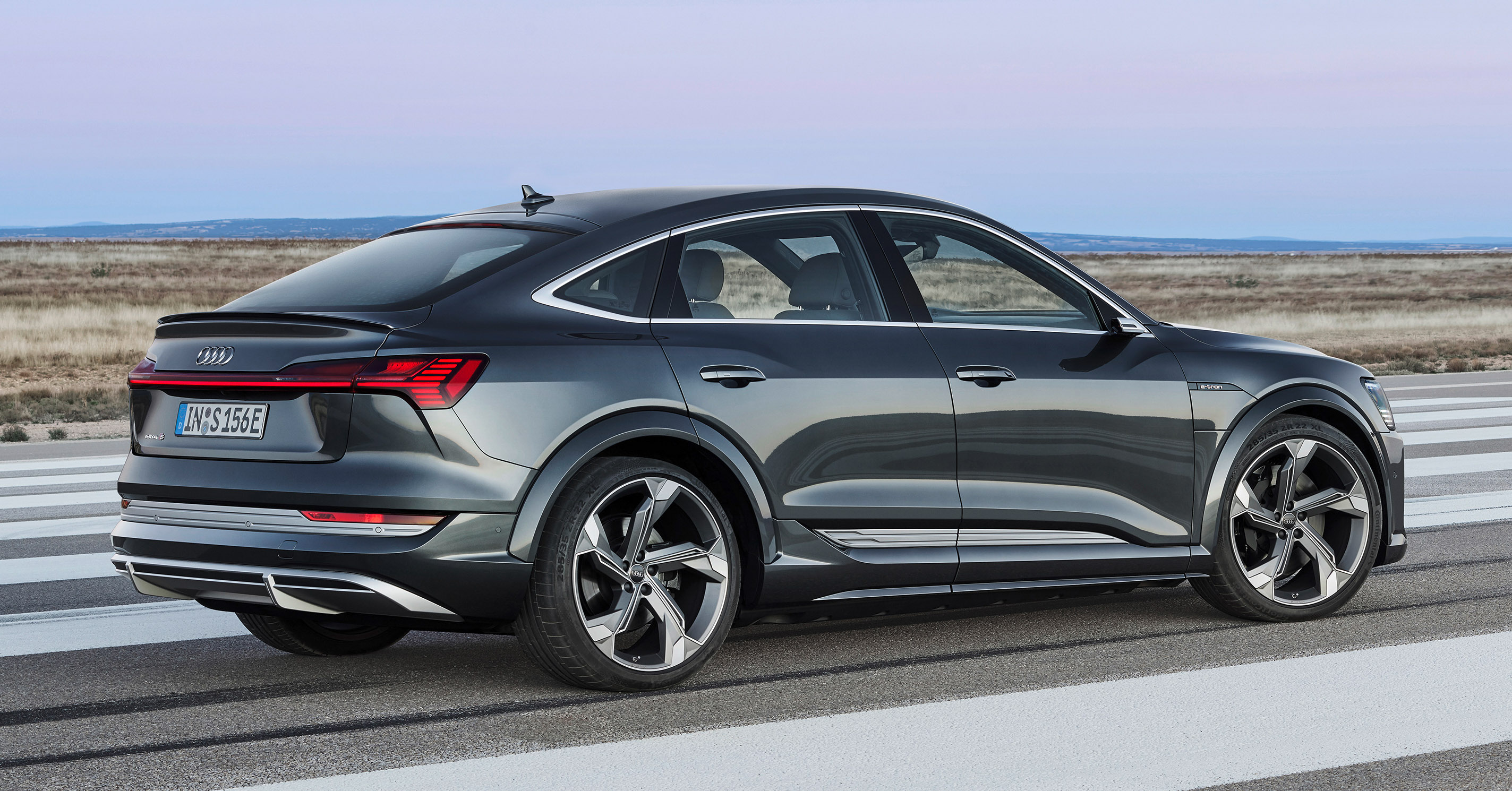 https://s3.paultan.org/image/2020/09/Audi-e-tron-S-Sportback-18.jpg